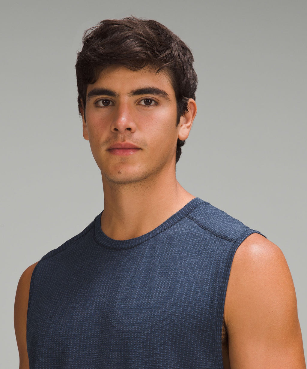 Metal Vent Tech Sleeveless ShirtUpdated Fit