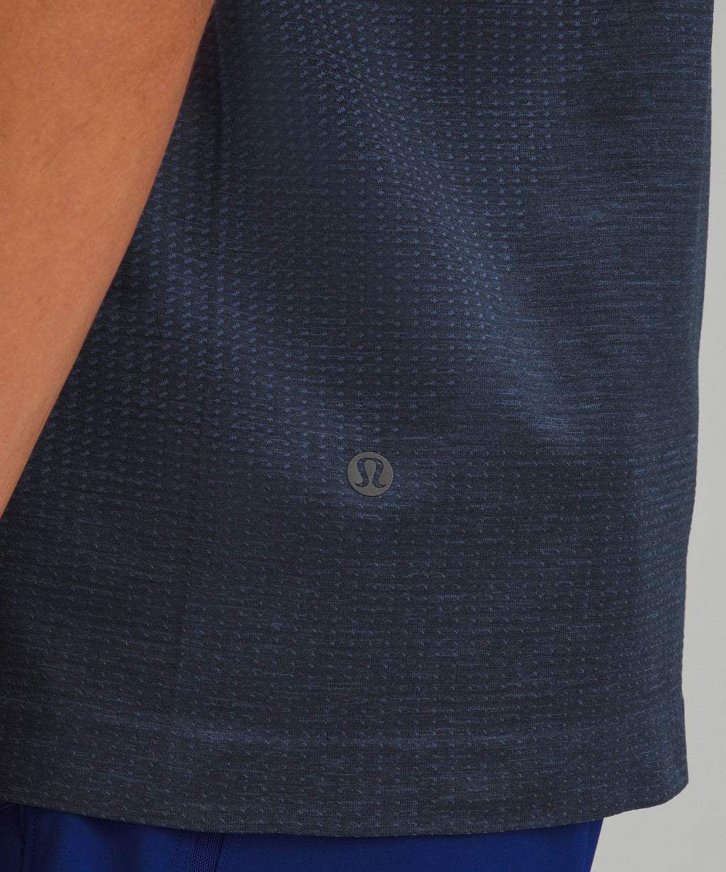 Metal Vent Tech Sleeveless ShirtUpdated Fit