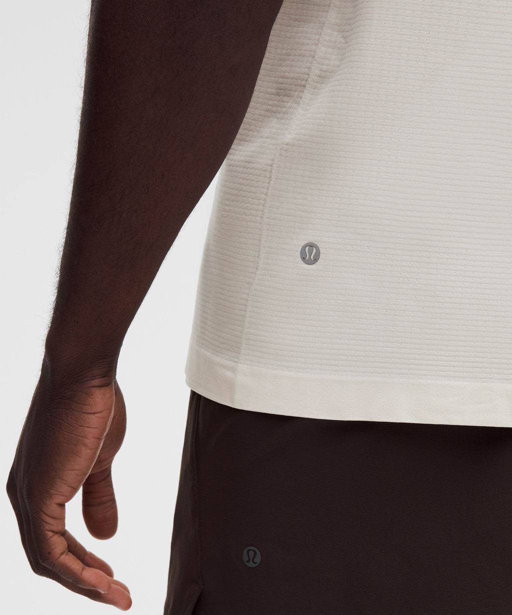 Metal Vent Tech Sleeveless ShirtUpdated Fit
