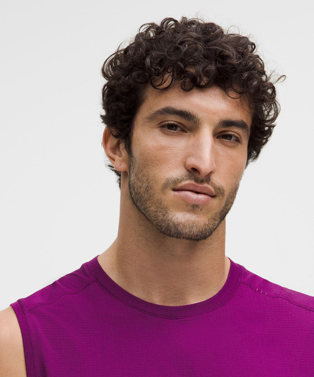 Metal Vent Tech Sleeveless ShirtUpdated Fit