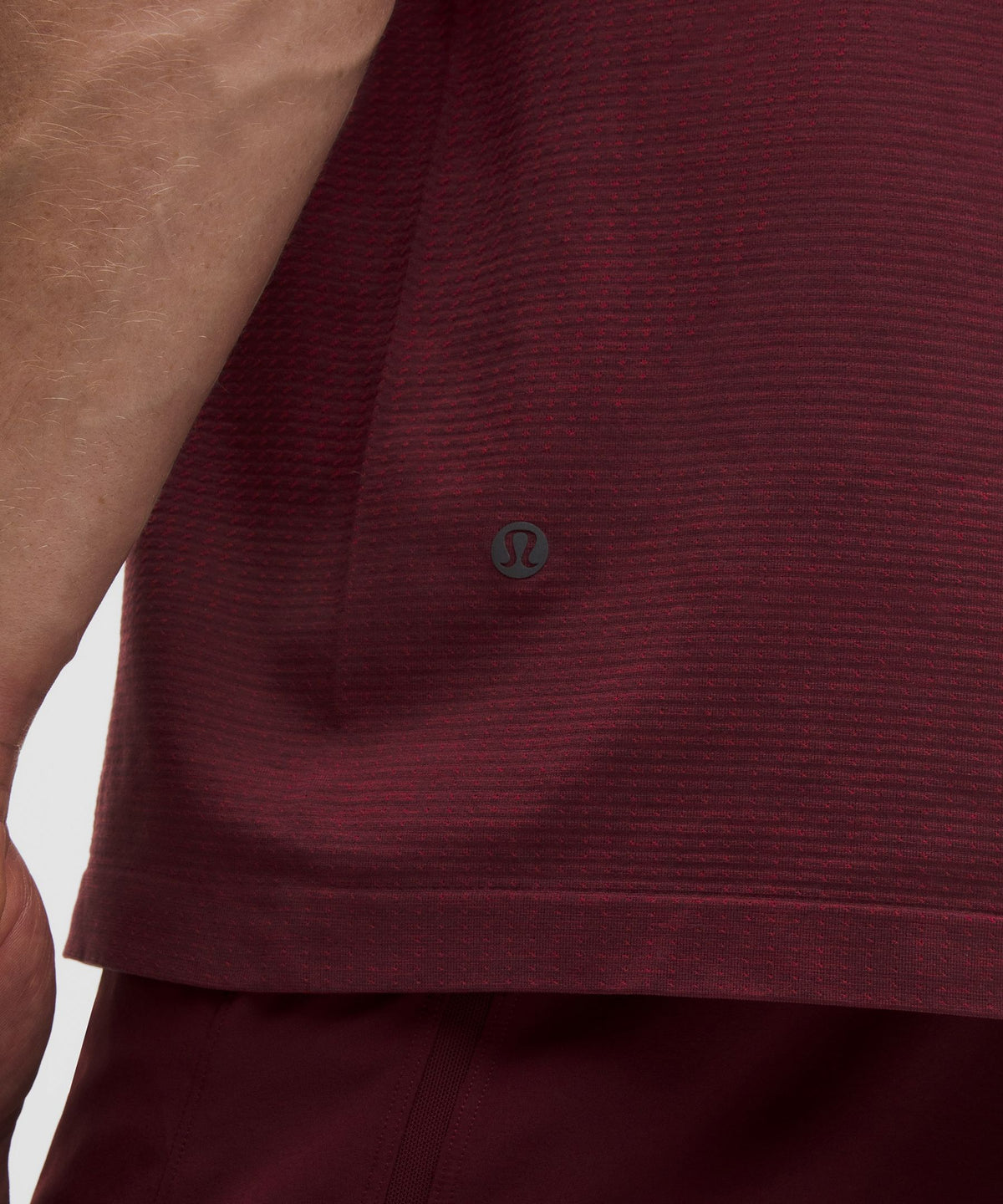 Metal Vent Tech Sleeveless ShirtUpdated Fit