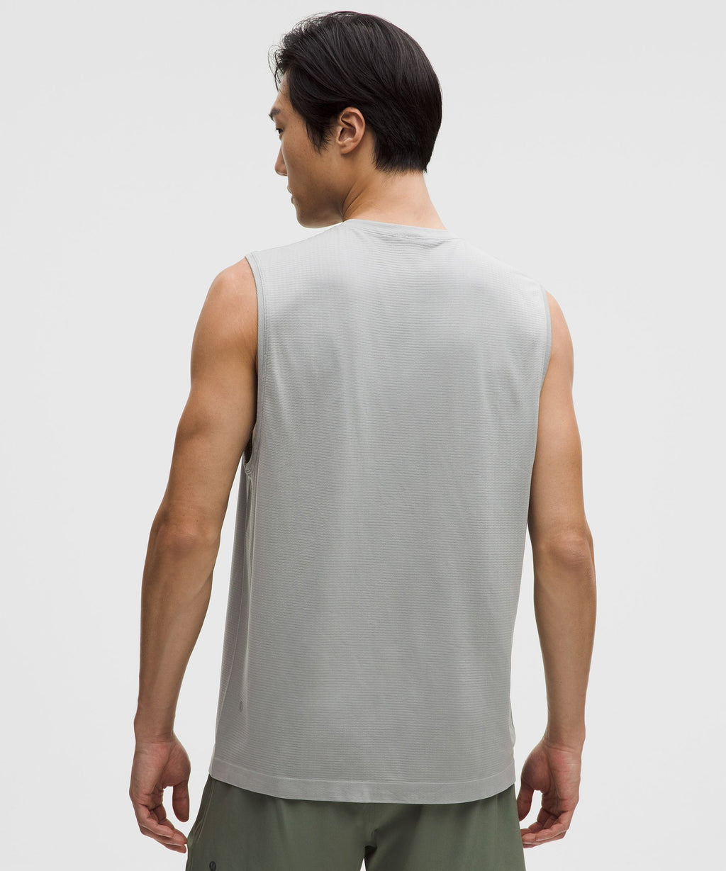 Metal Vent Tech Sleeveless ShirtUpdated Fit