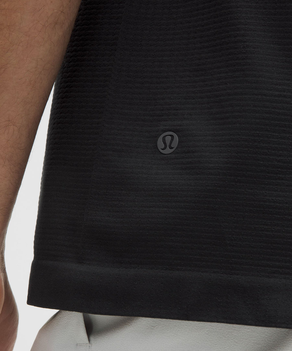 Metal Vent Tech Sleeveless ShirtUpdated Fit