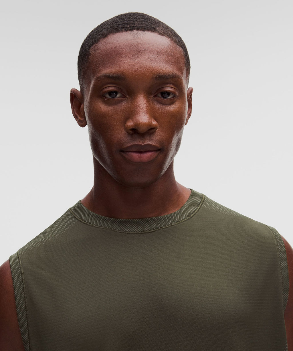 Metal Vent Tech Relaxed-Fit Sleeveless ShirtTraining