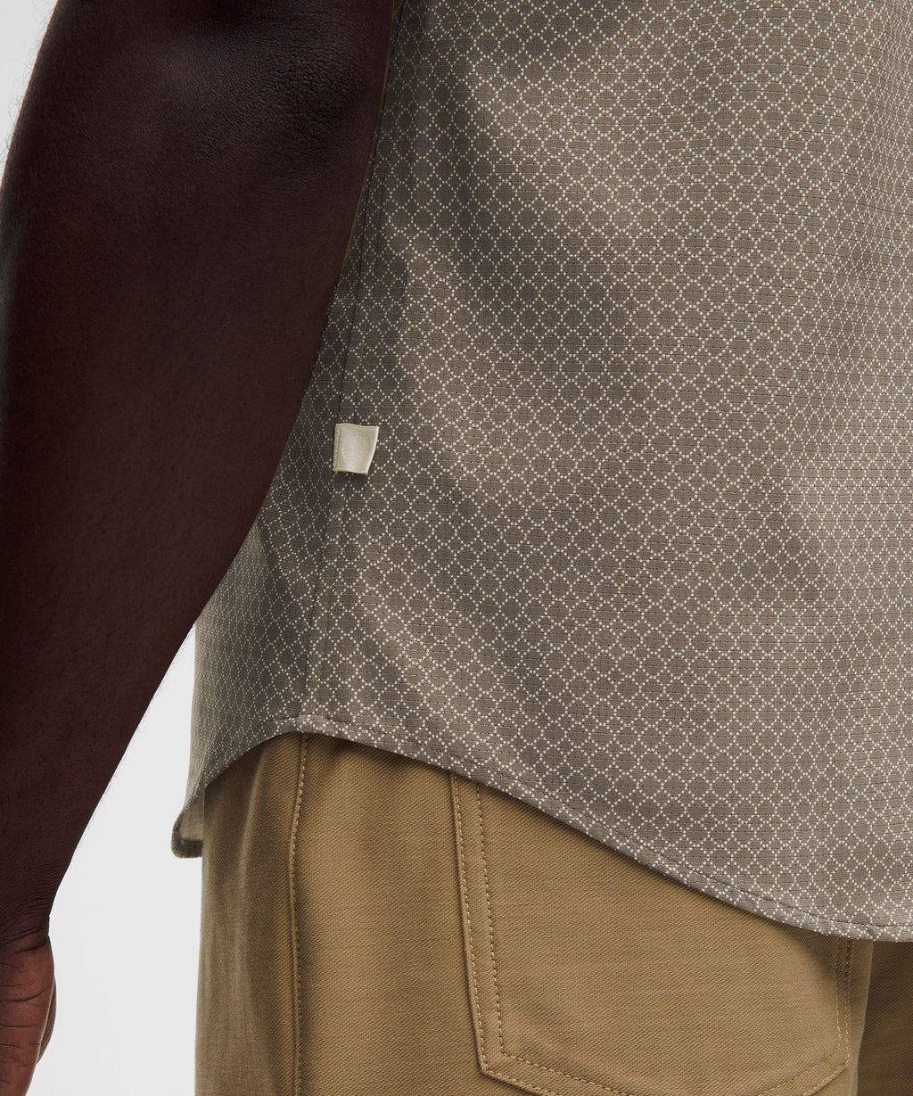 Airing Easy Short-Sleeve Shirt