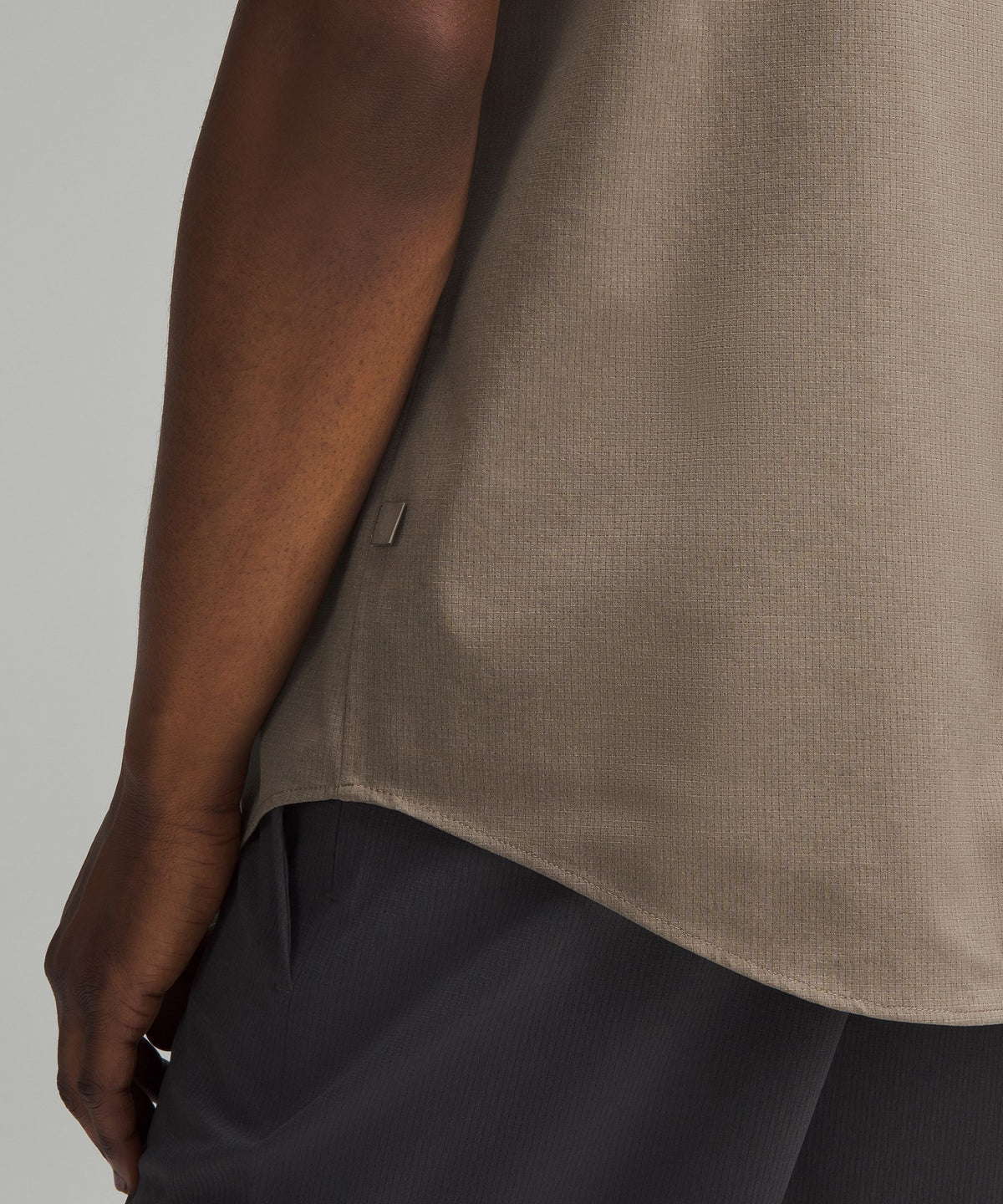 Airing Easy Short-Sleeve Shirt