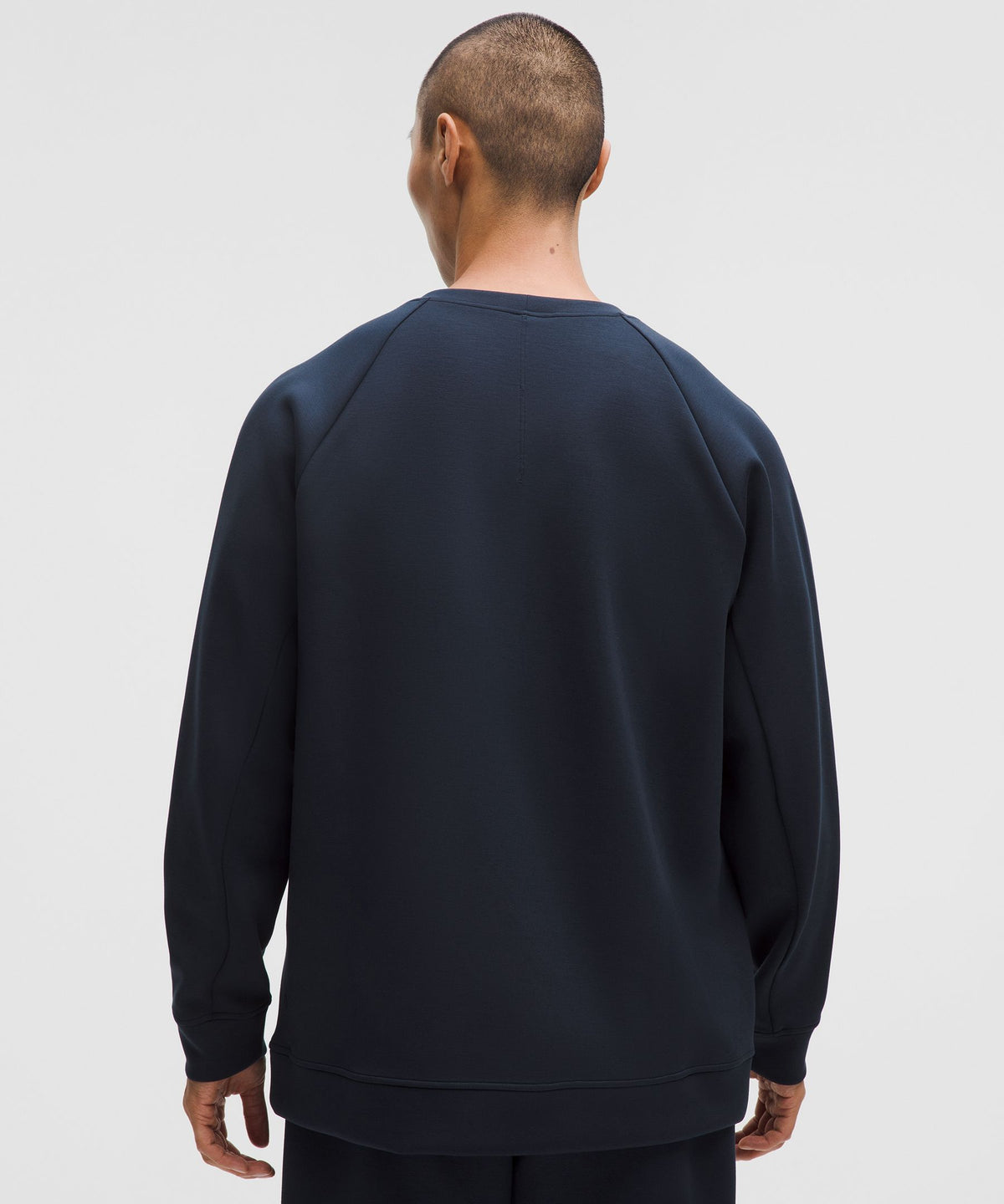 Smooth Spacer Classic-Fit Crew