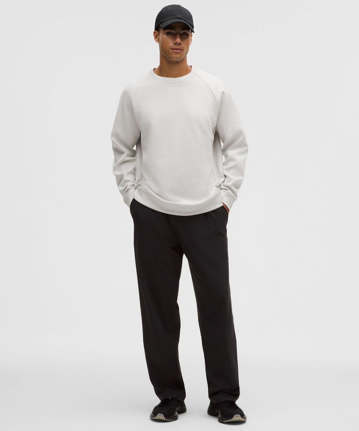 Smooth Spacer Classic-Fit Crew