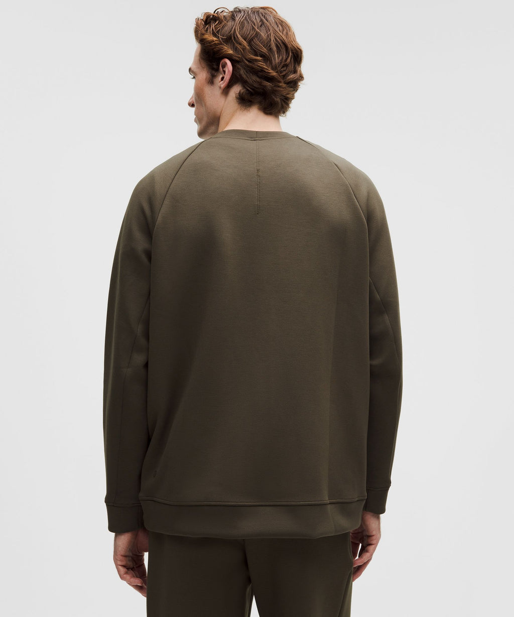 Smooth Spacer Classic-Fit Crew