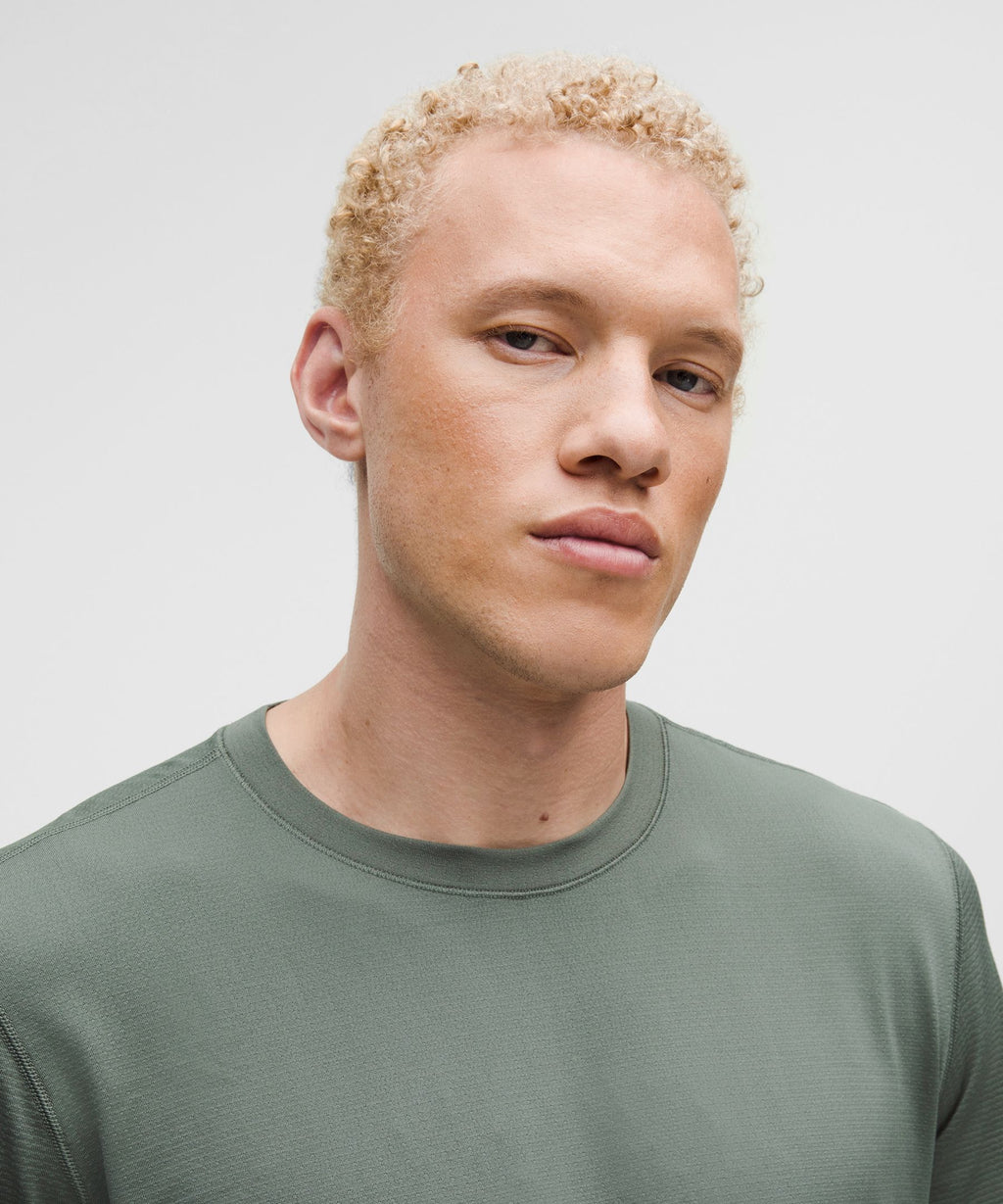 Metal Vent Tech Relaxed-Fit Short-Sleeve Shirt