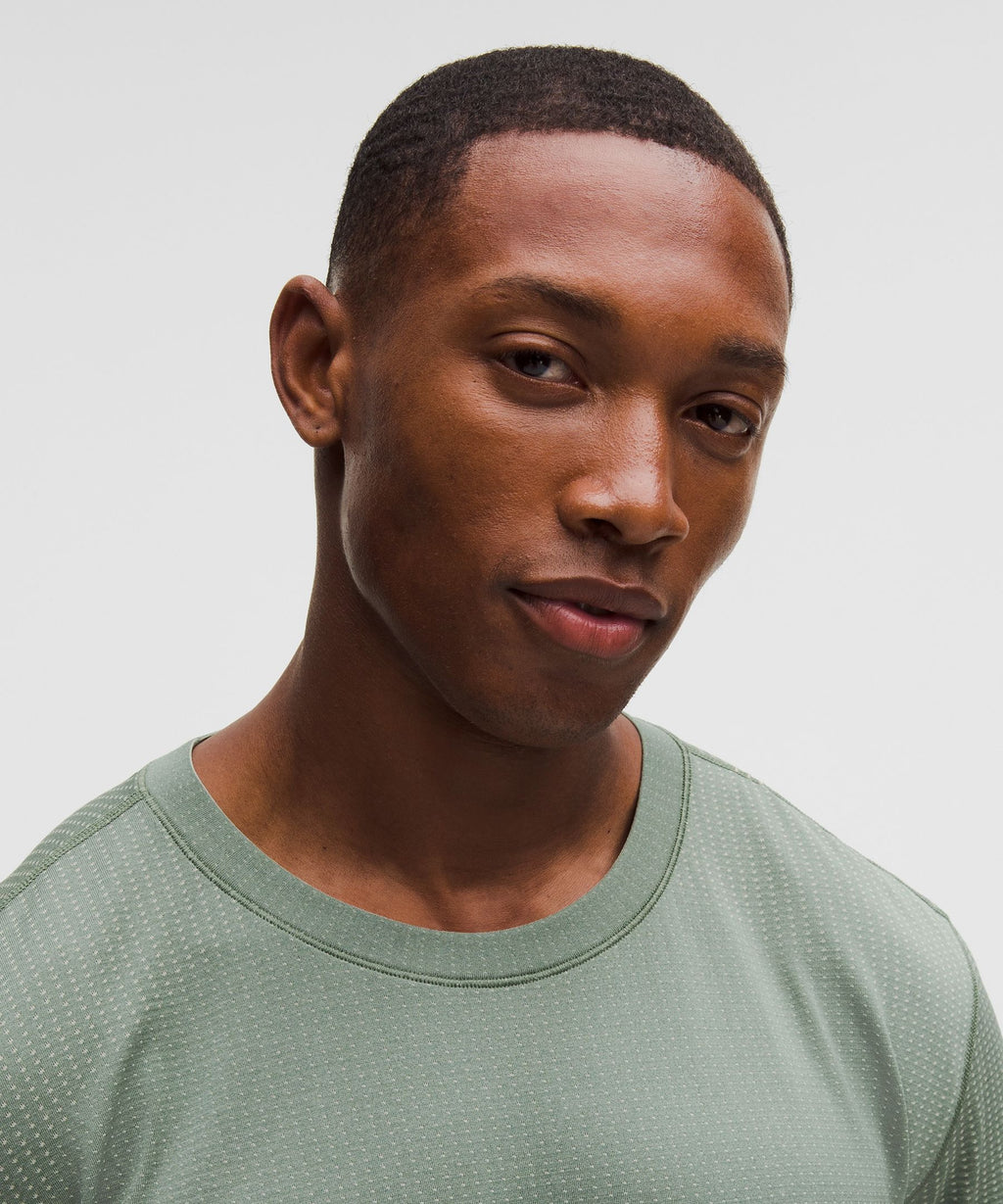 Metal Vent Tech Relaxed-Fit Short-Sleeve Shirt