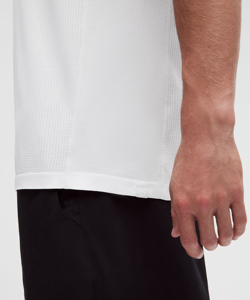 Textured Seamless Polo Shirt