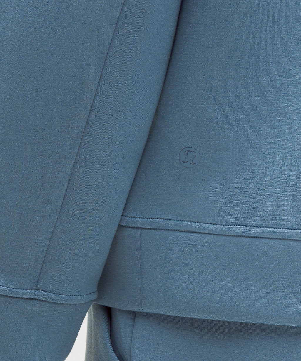 Smooth Spacer Classic-Fit Crew
