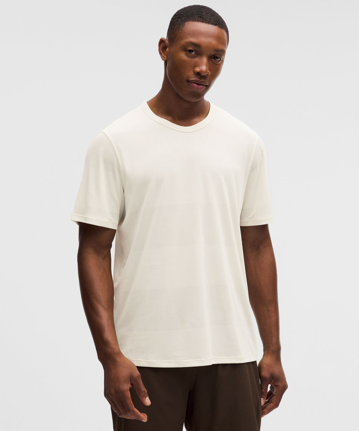 Men's Fast and Free Short-Sleeve ShirtPerforated Stripe