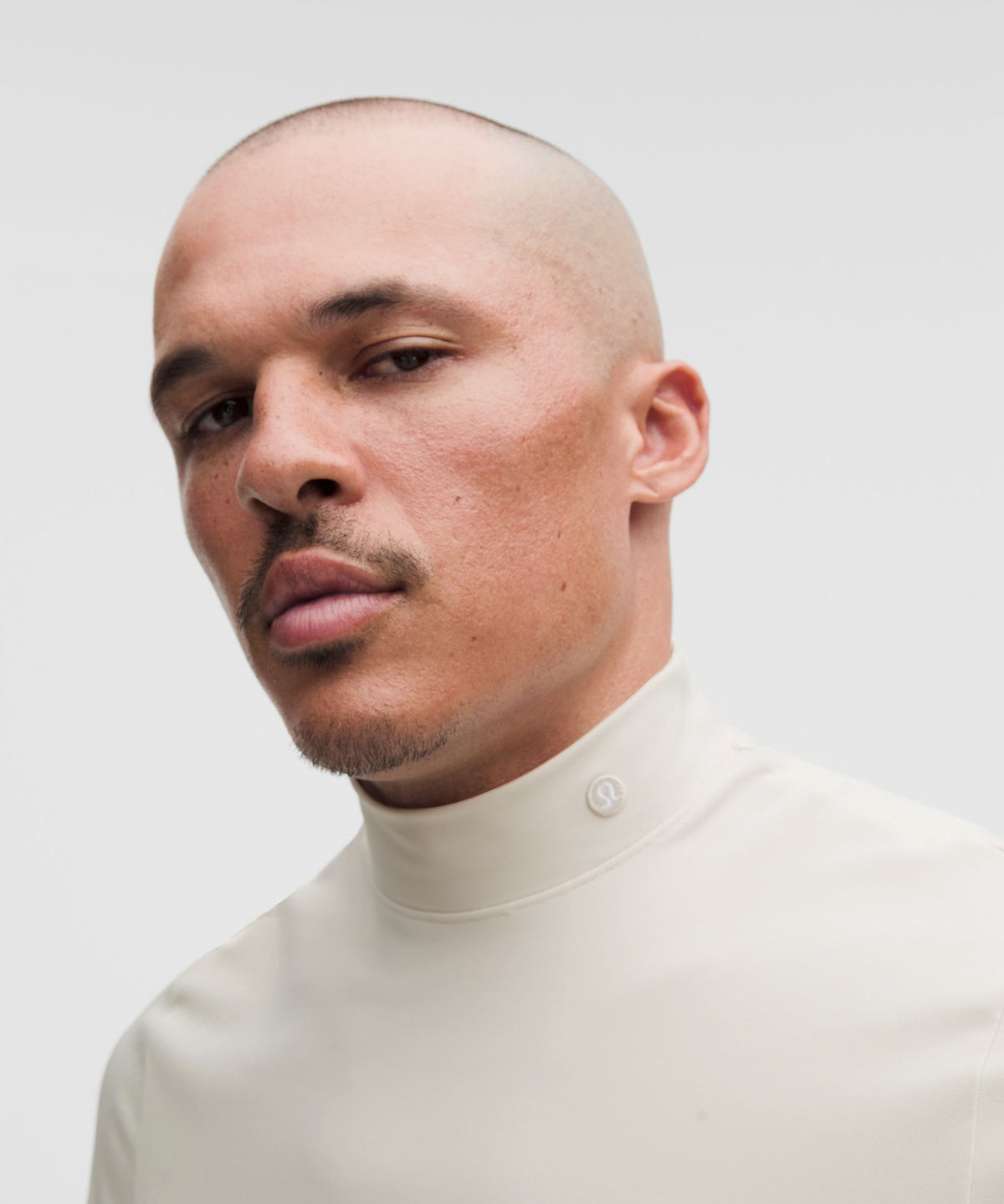 ShowZero Slim-Fit Mockneck Shirt