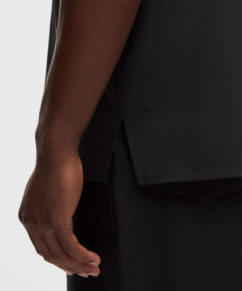 Airing Easy Relaxed Short-Sleeve Shirt