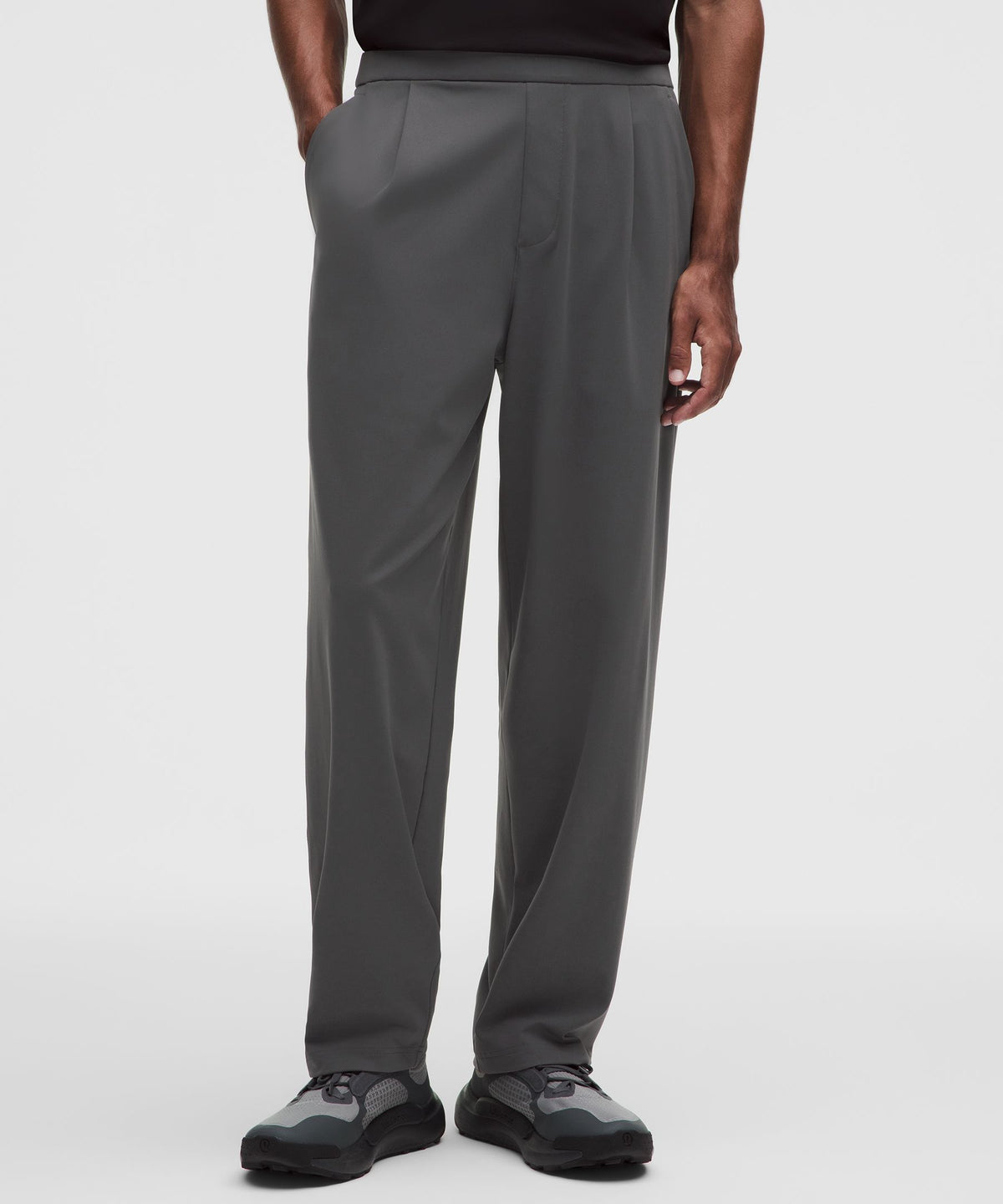 Men's Daydrift Relaxed-Fit Pleated Trouser RegularNo Belt Loops