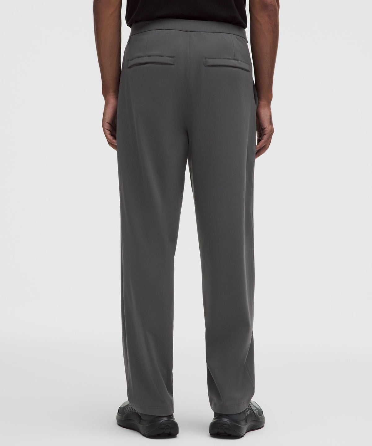 Men's Daydrift Relaxed-Fit Pleated Trouser RegularNo Belt Loops