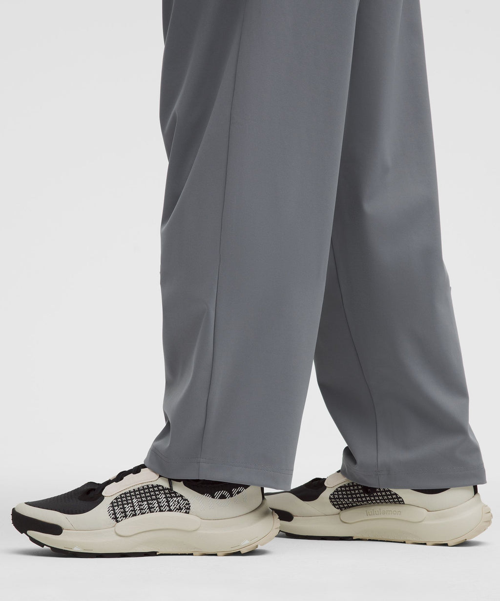 Men's Daydrift Relaxed-Fit Pleated Trouser RegularNo Belt Loops