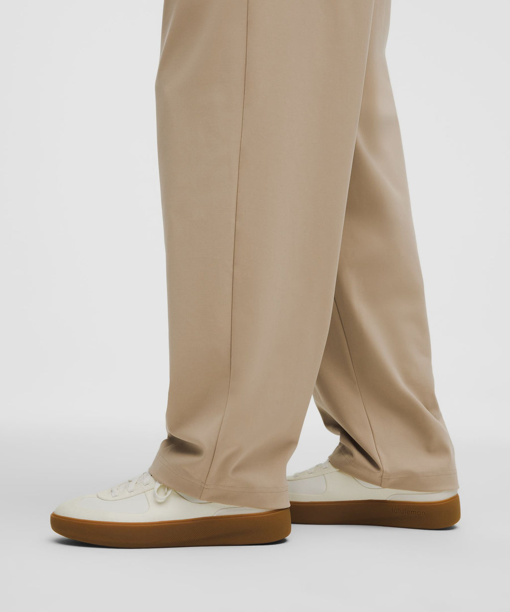 Men's Daydrift Relaxed-Fit Pleated Trouser RegularNo Belt Loops