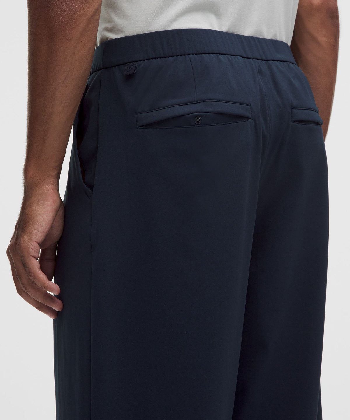 Men's Daydrift Relaxed-Fit Pleated Trouser RegularNo Belt Loops