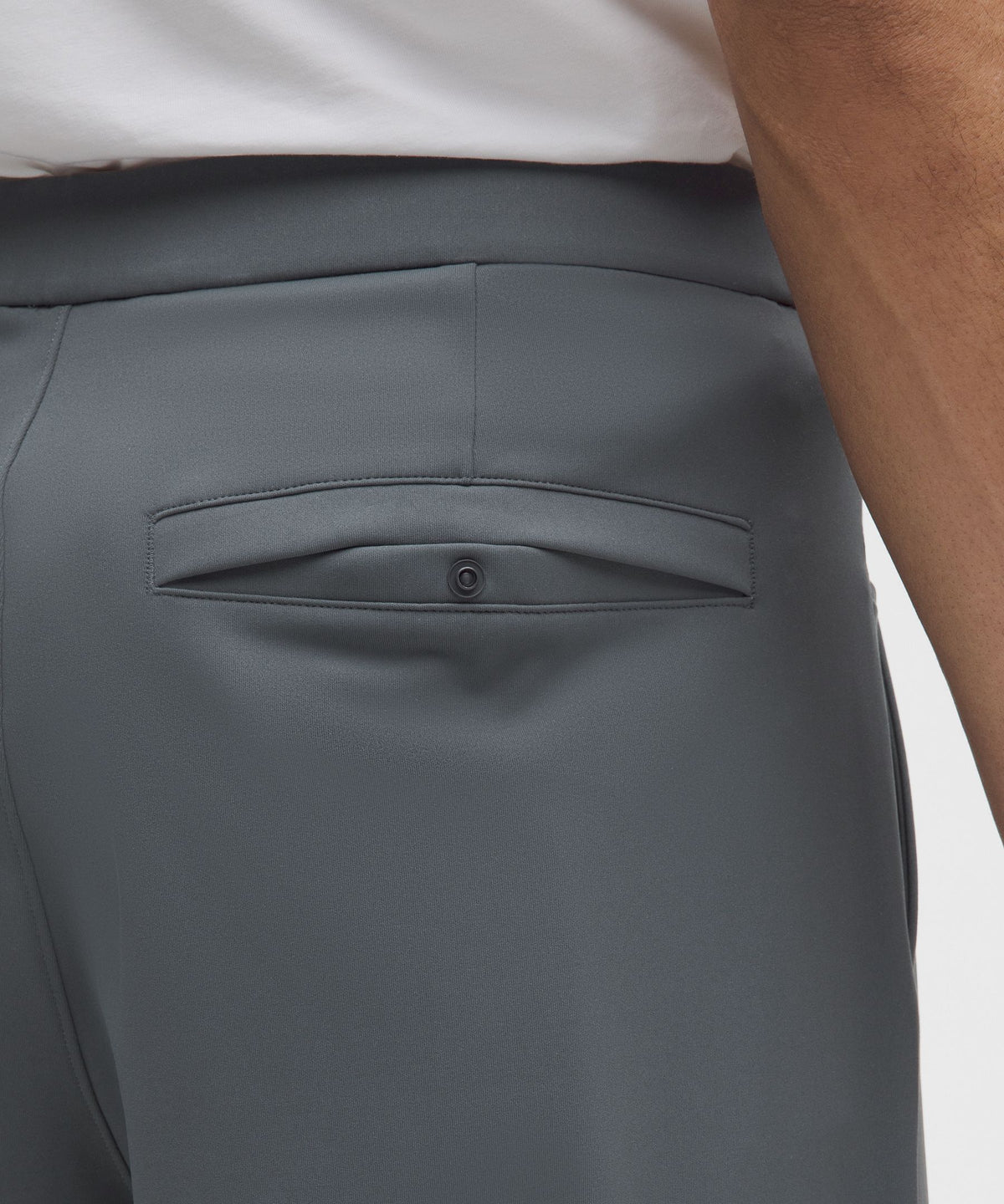 Men's Daydrift Relaxed-Fit Pleated Trouser TallNo Belt Loops