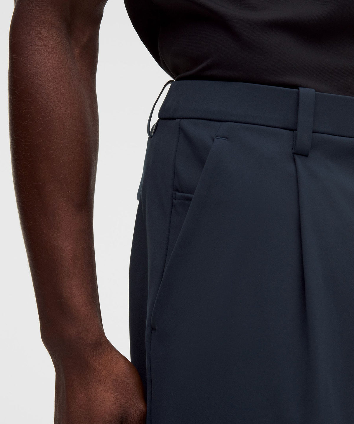 Men's Daydrift Relaxed-Fit Pleated TrouserRegular