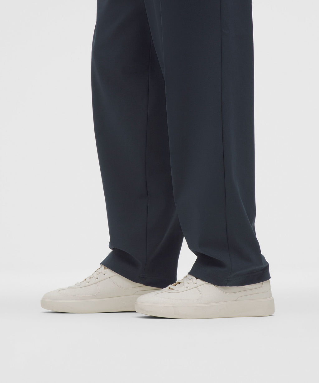 Men's Daydrift Relaxed-Fit Pleated TrouserRegular