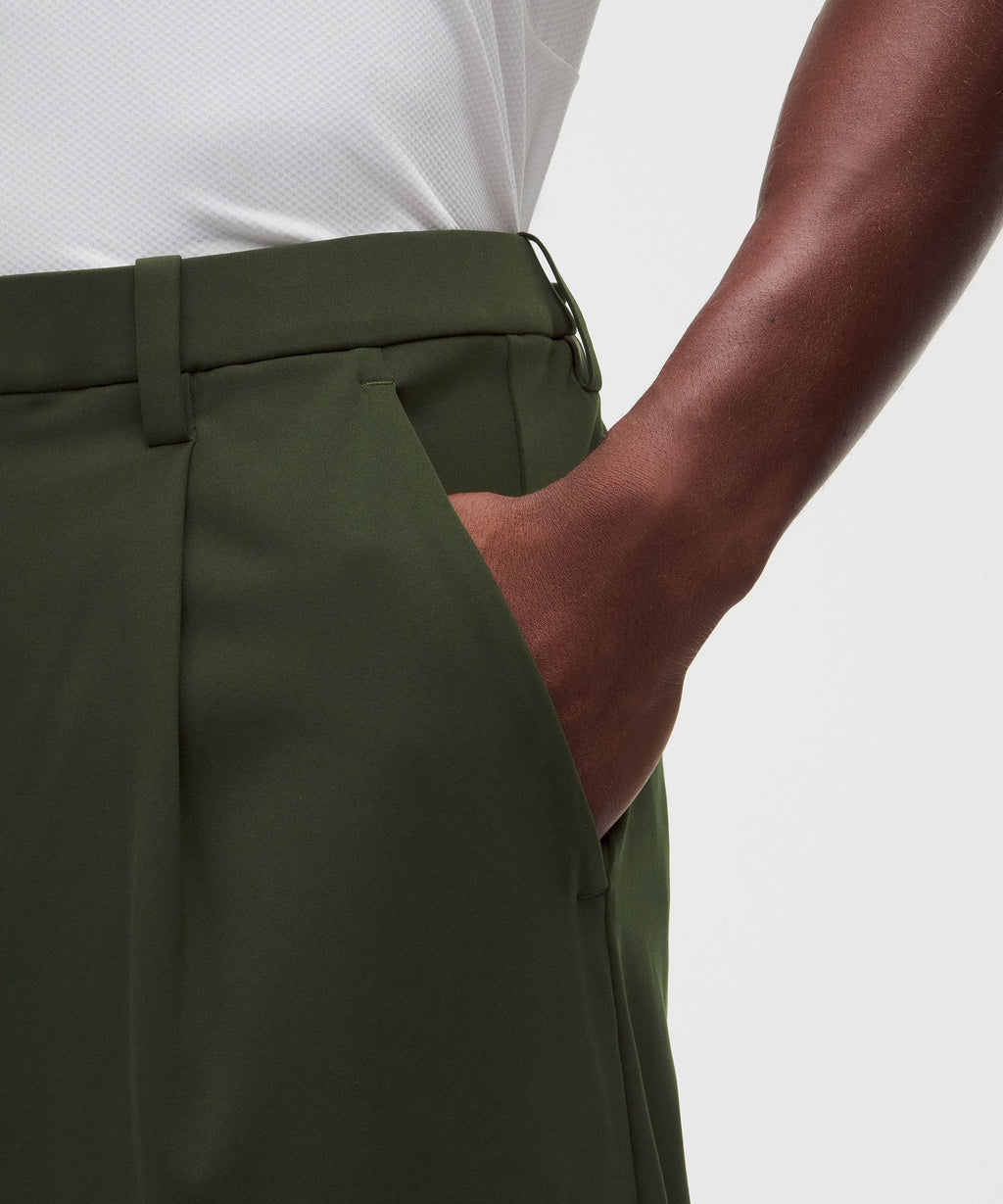 Men's Daydrift Relaxed-Fit Pleated TrouserRegular