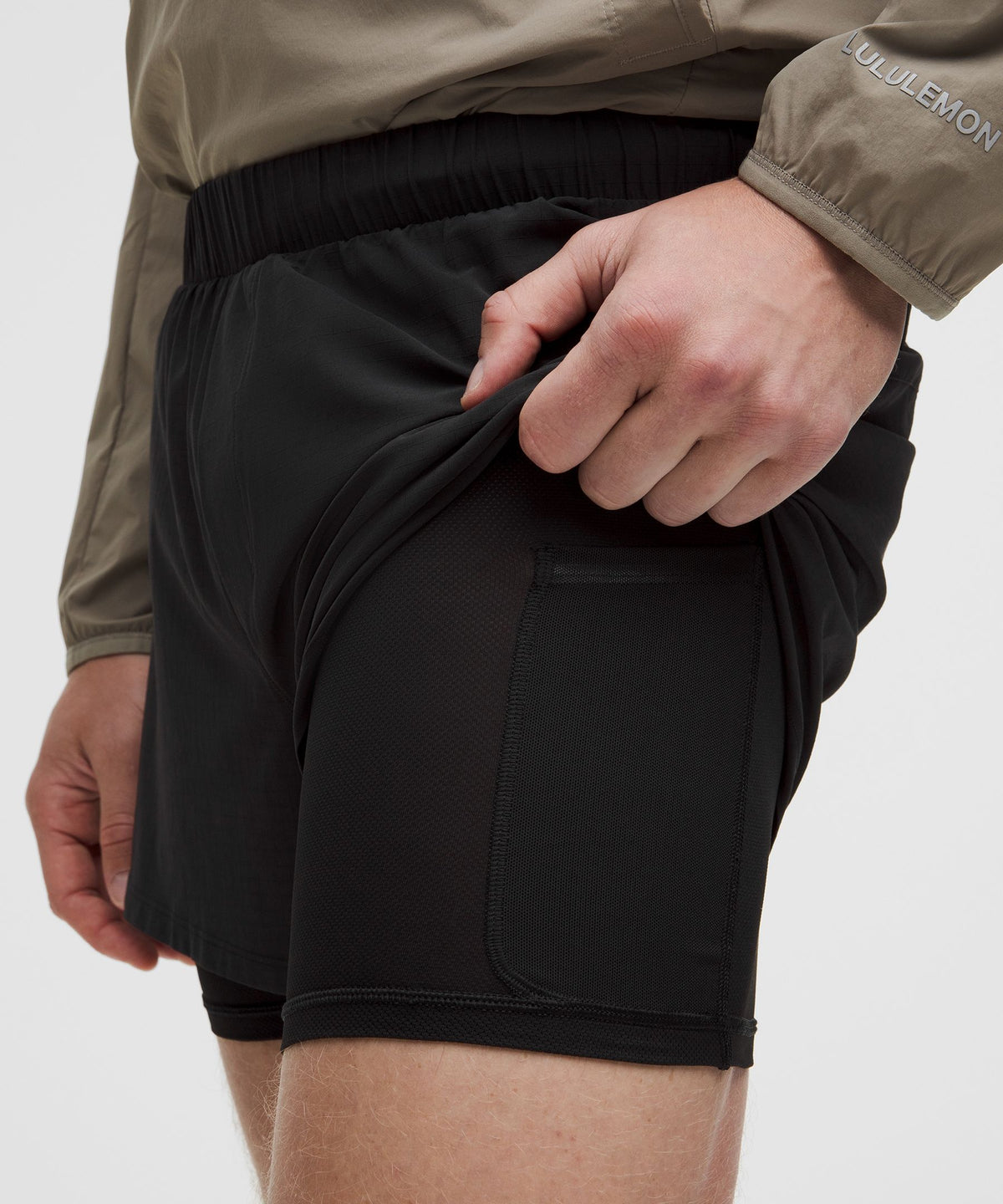 Mile Maker Ripstop Lined Short 4"