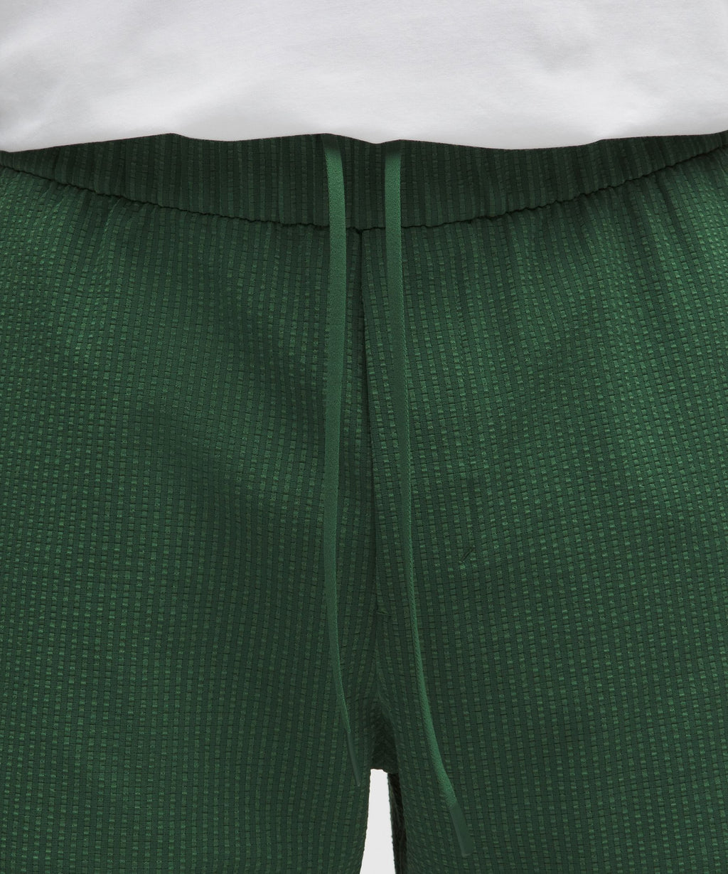 ABC Textured WovenAir Pull-On Short 7"