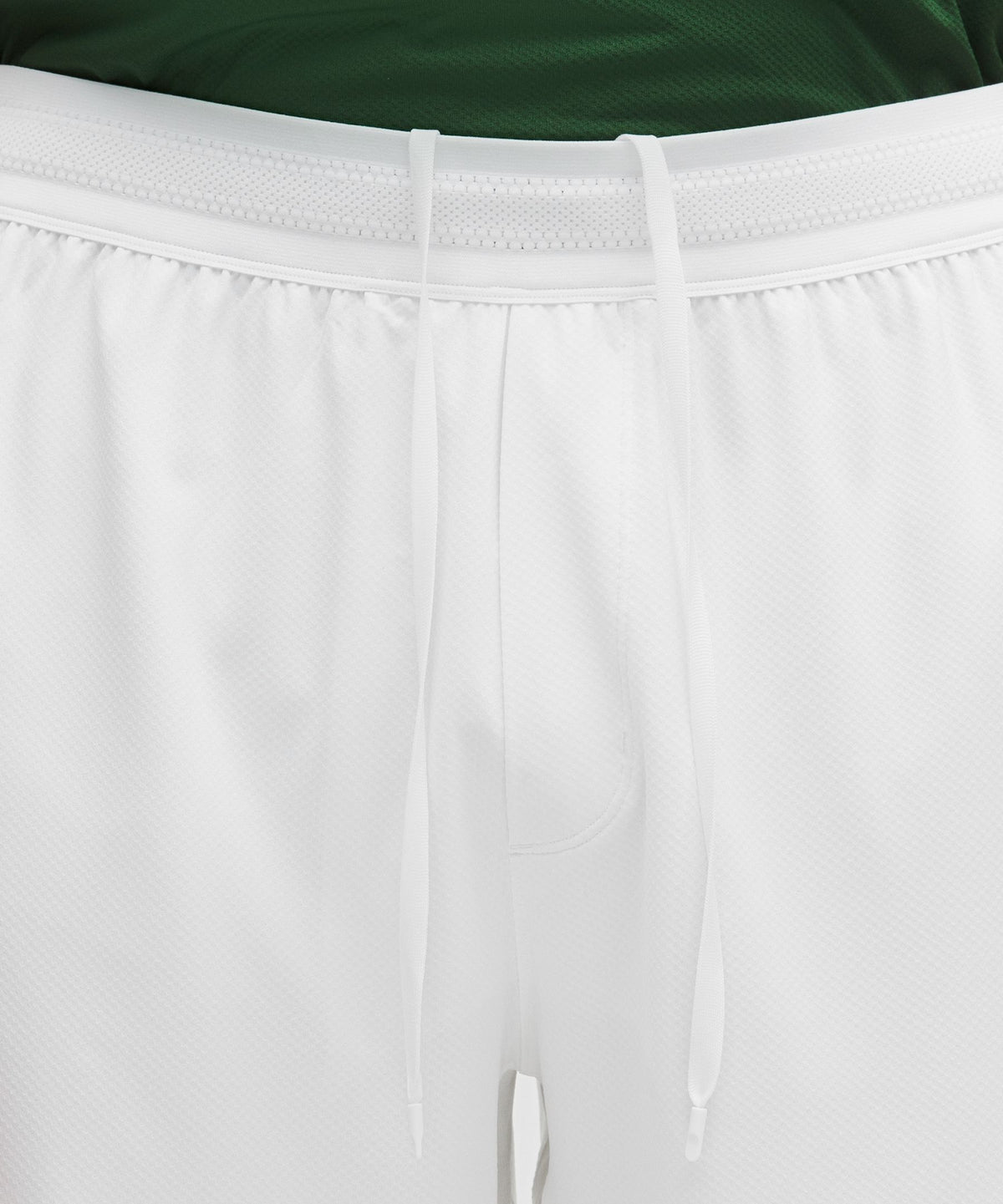 Mesh-Panelled Tennis Short 7"