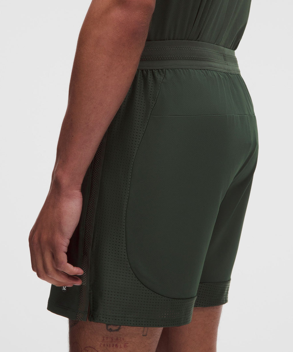 Mesh-Panelled Tennis Short 7"