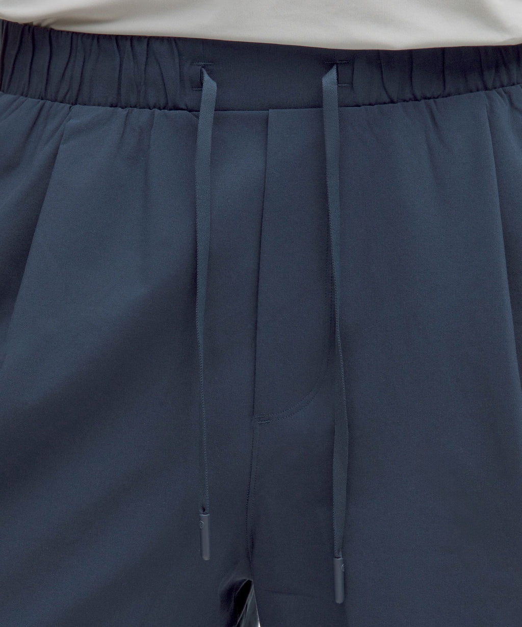 Balancer Relaxed-Fit Short 7"