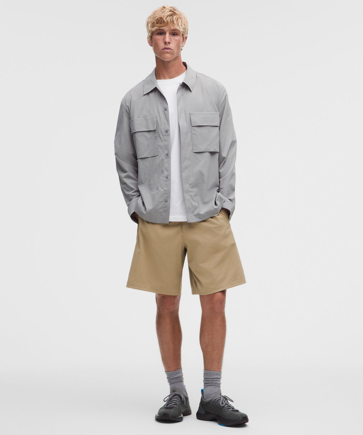Unshaken Relaxed Pull-On Short 9"
