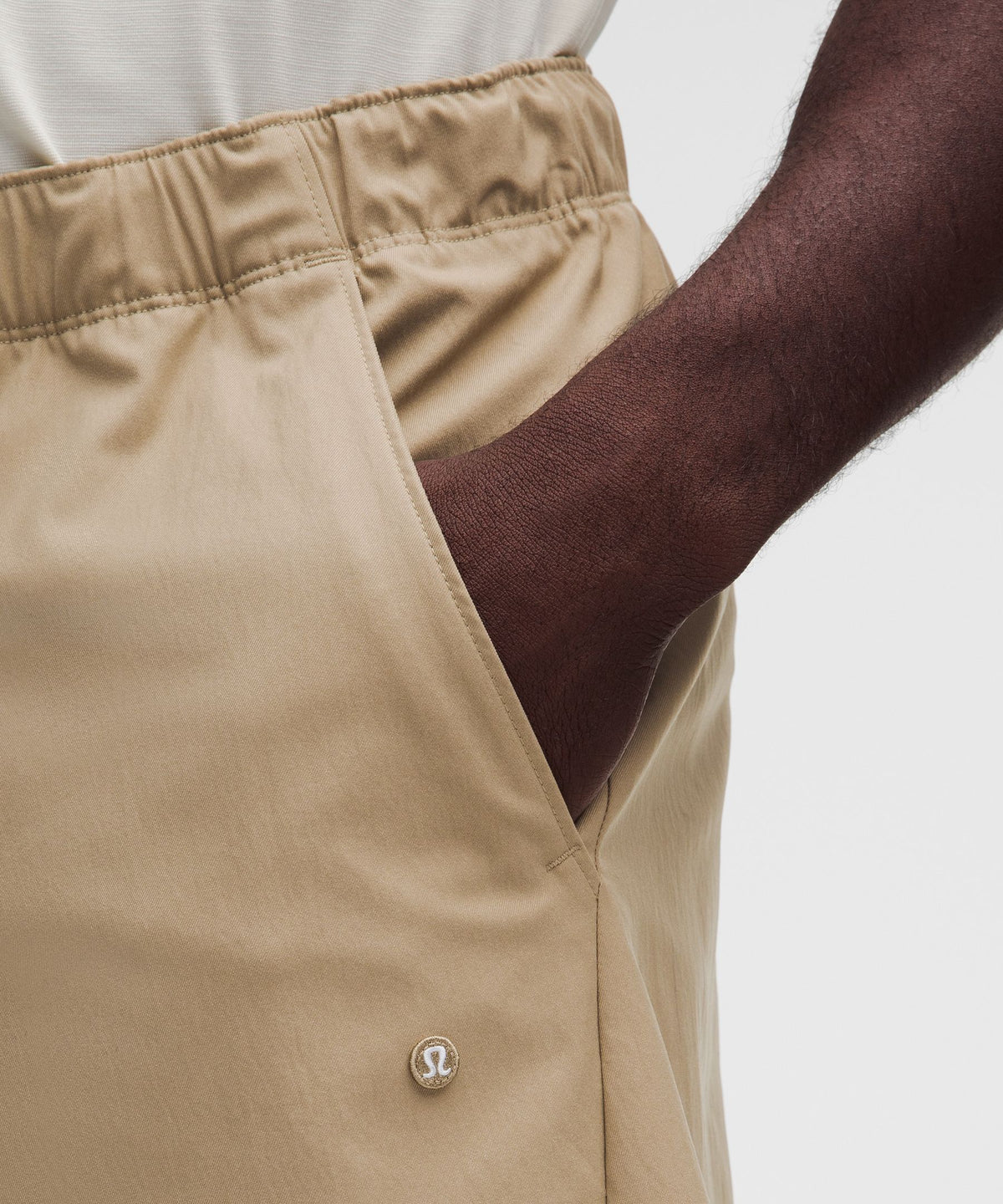 Stretch Twill Relaxed-Fit Golf Short 9"