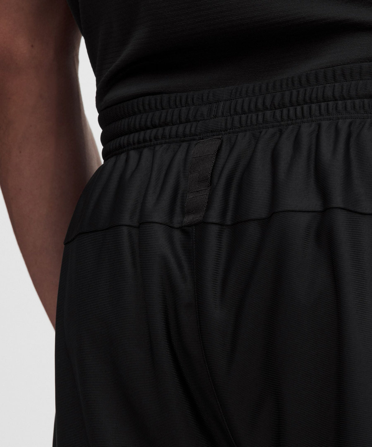 Mesh Gym Linerless Short 4"