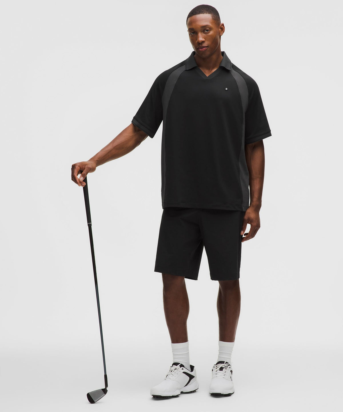 Water-Repellent Relaxed-Fit Golf Short 10"