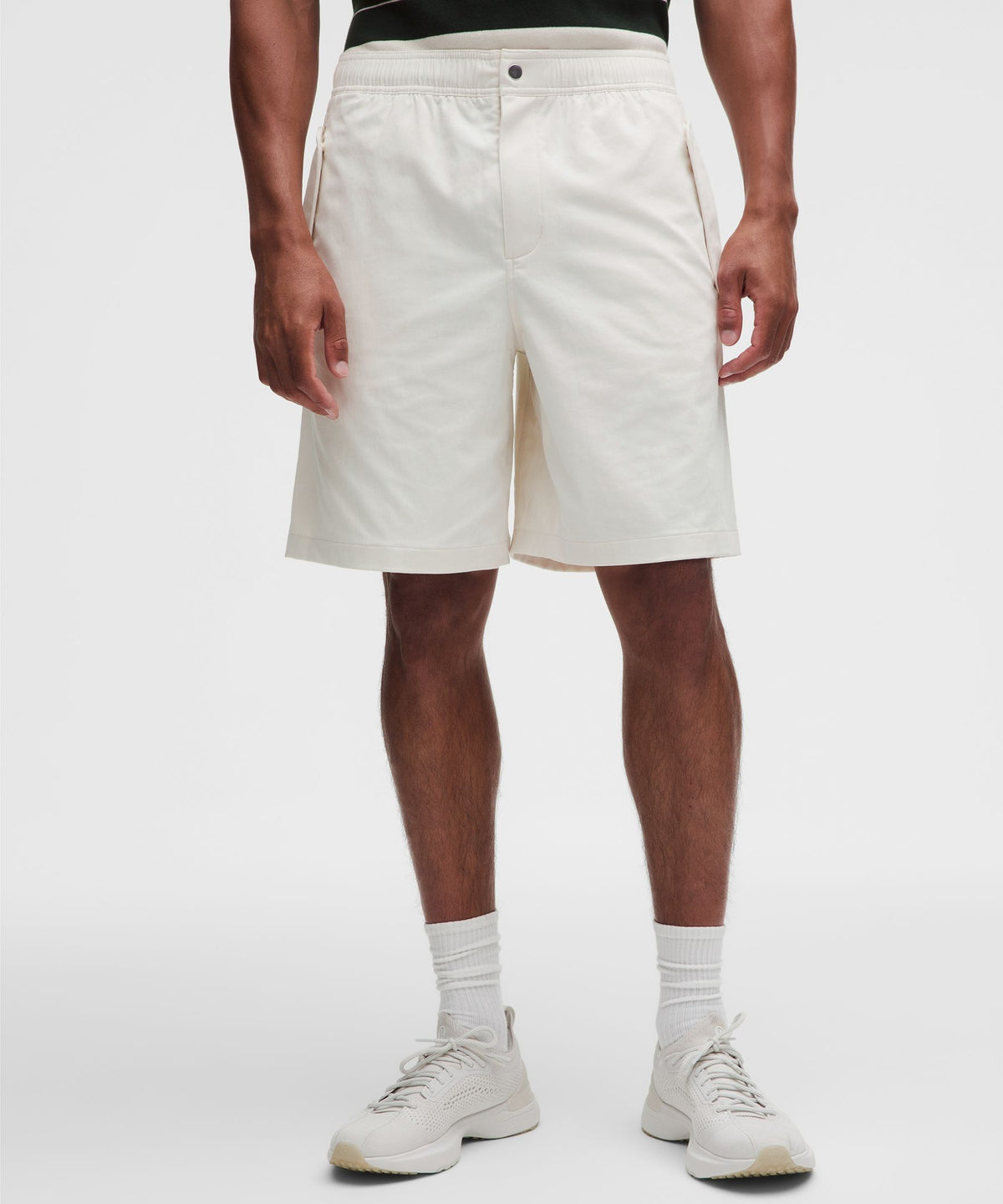 Unshaken Flight Short 9"
