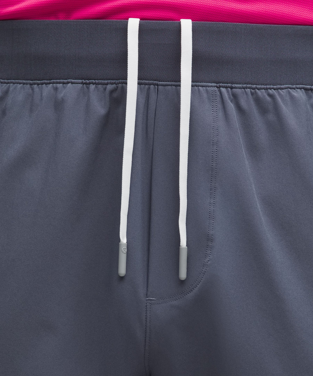 Lightweight Mesh-Pannelled Tennis Short 7"
