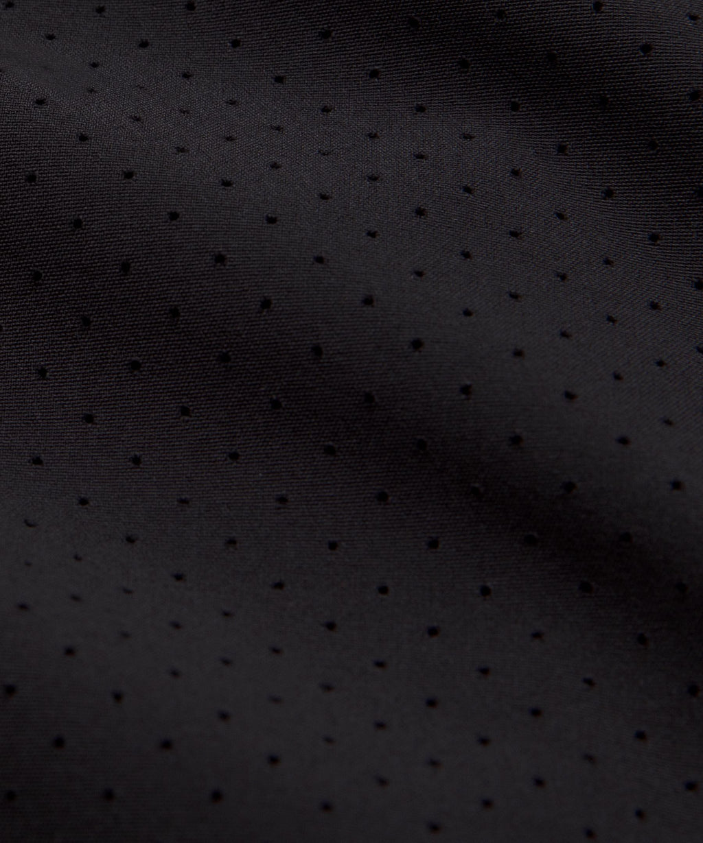 Pace Breaker Linerless Short 7"Perforated