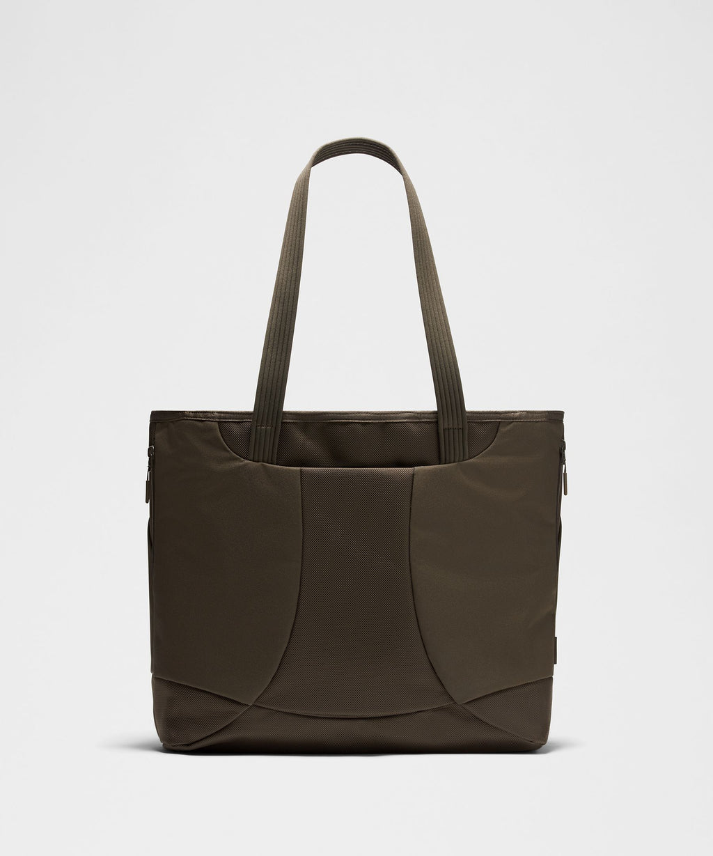 Daily Dispatch Tote Bag 16L