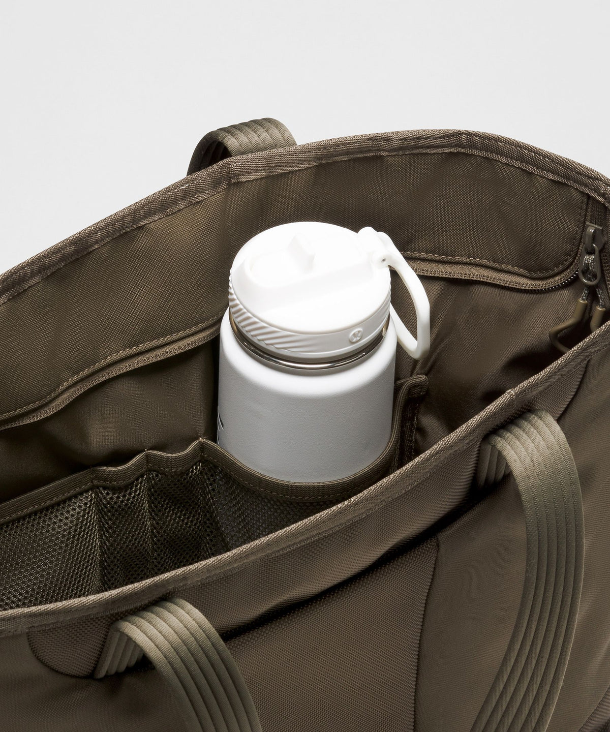 Daily Dispatch Tote Bag 16L