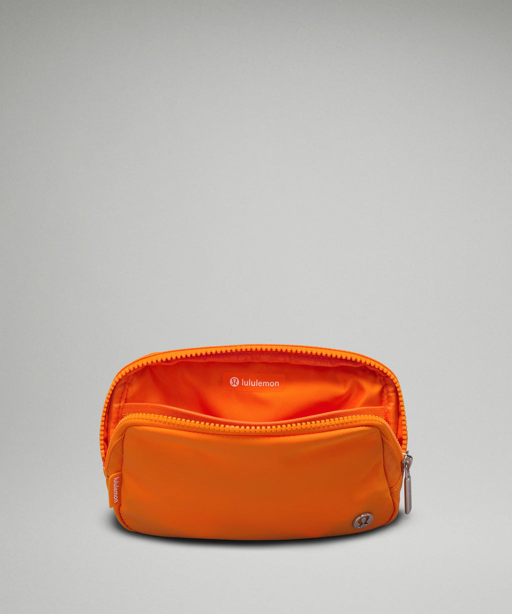 Everywhere Belt Bag 1L
