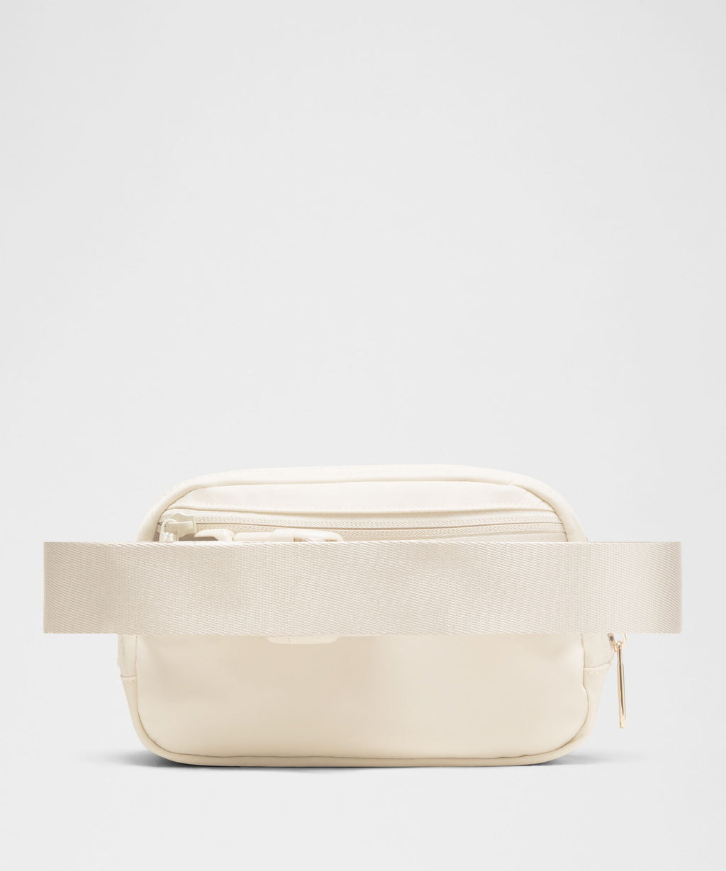 Everywhere Belt Bag 1L