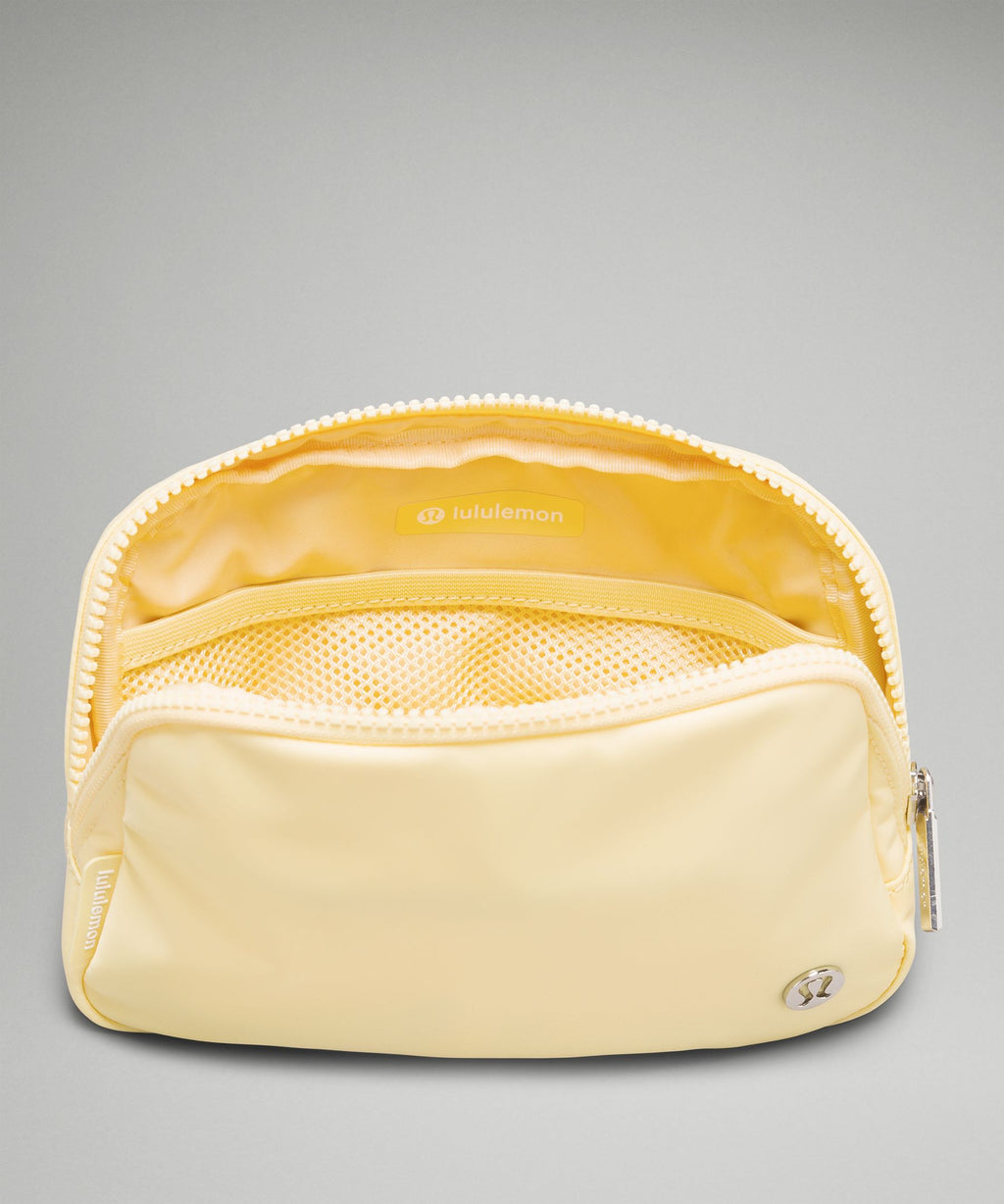 Everywhere Belt Bag 1L