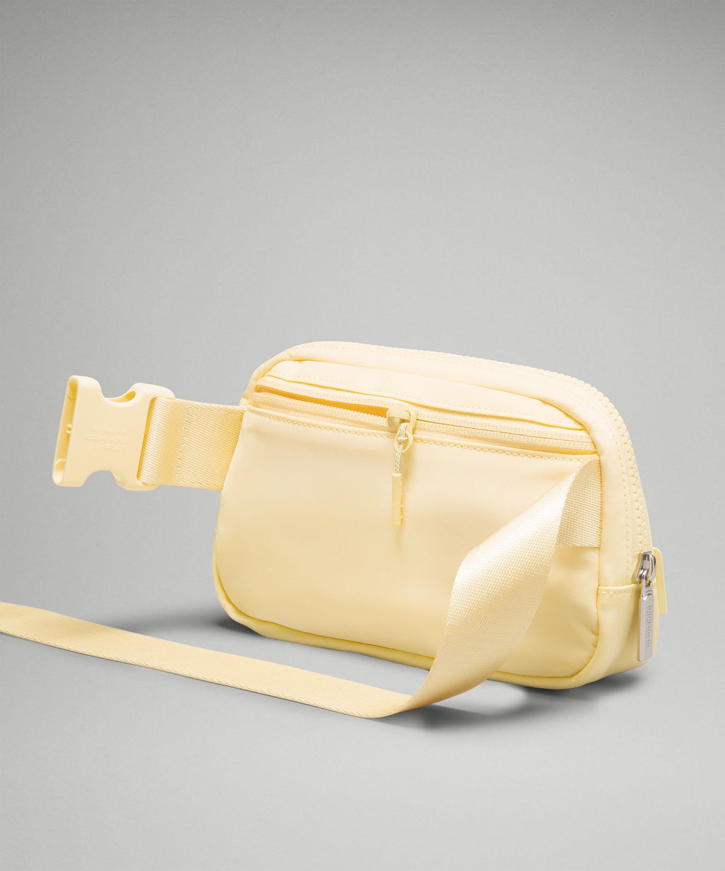 Everywhere Belt Bag 1L