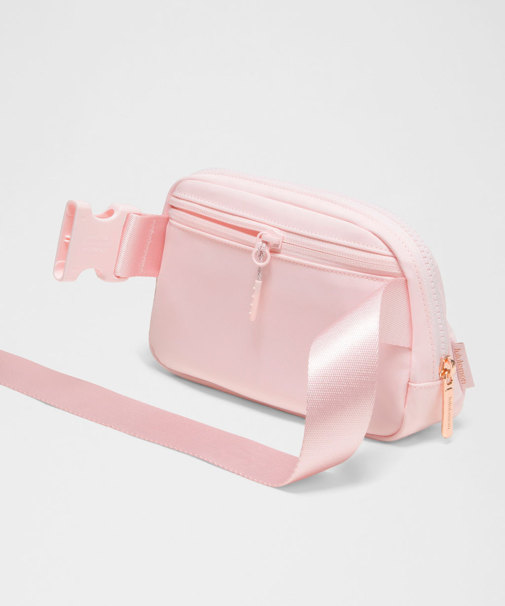 Everywhere Belt Bag 1L
