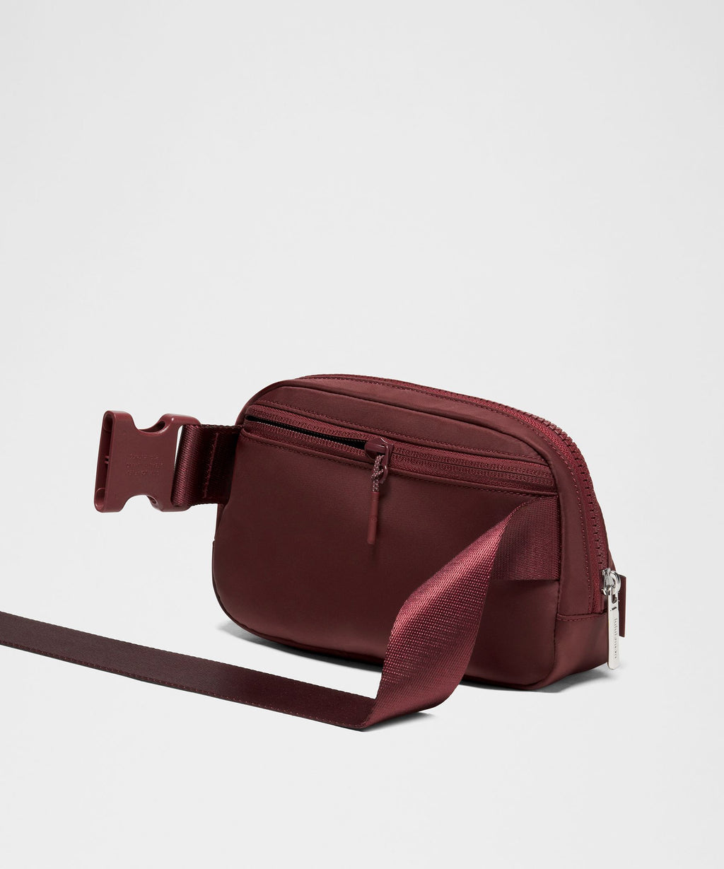 Everywhere Belt Bag 1L
