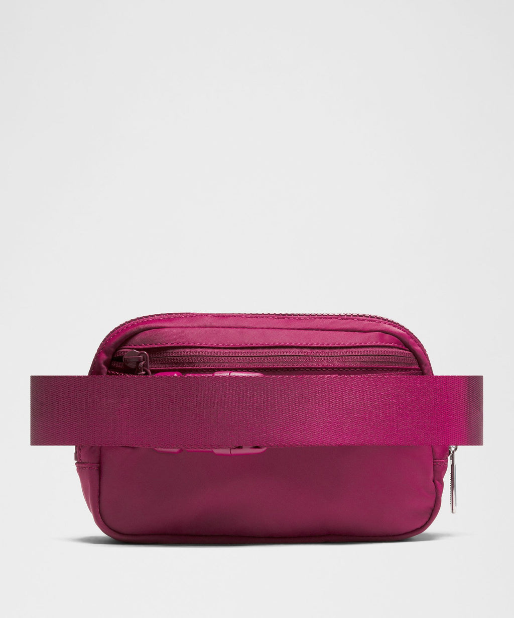 Everywhere Belt Bag 1L